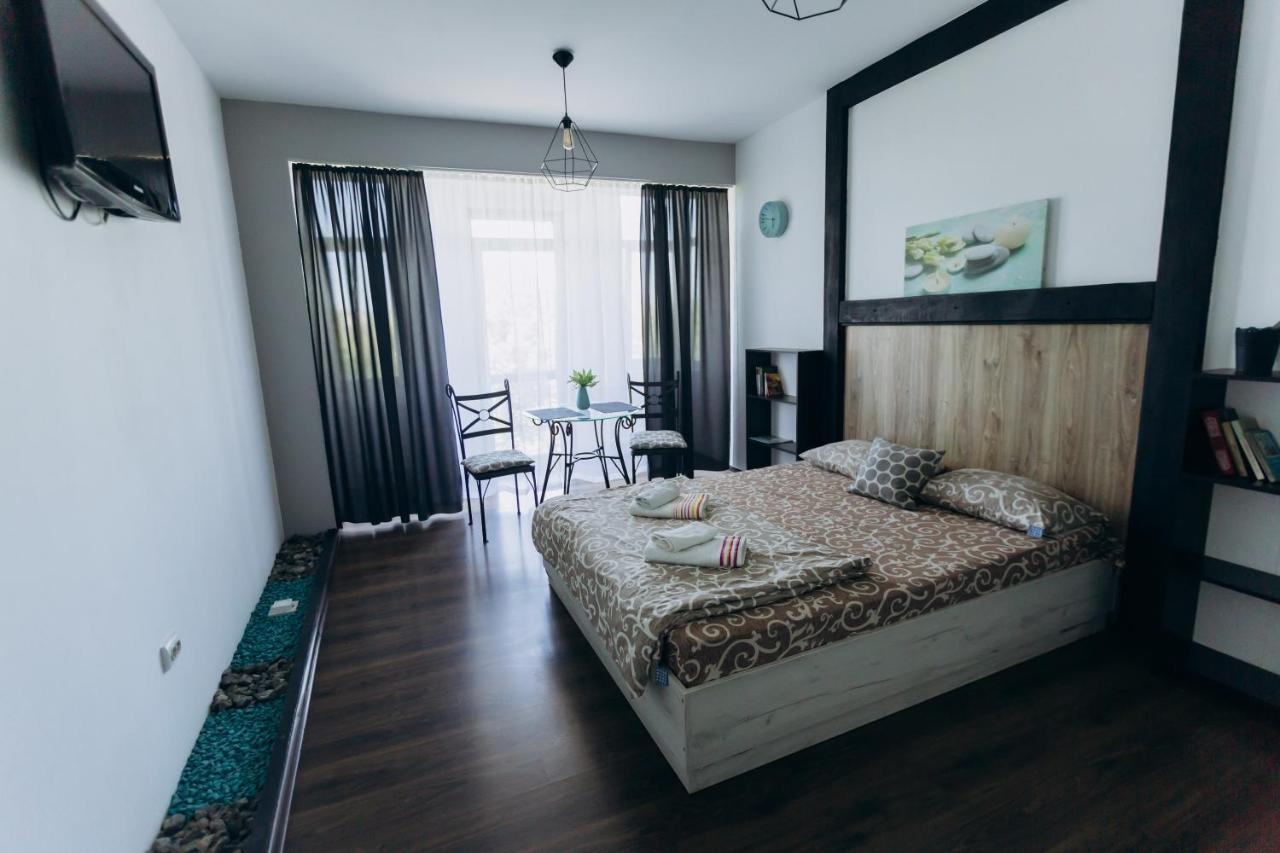 Apartments Біля Жд Вокзалу Ιβανό-Φρανκίβσκ Εξωτερικό φωτογραφία